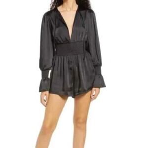 WeWoreWhat Smocked Long Sleeve Romper Women's Medium Long Sleeve